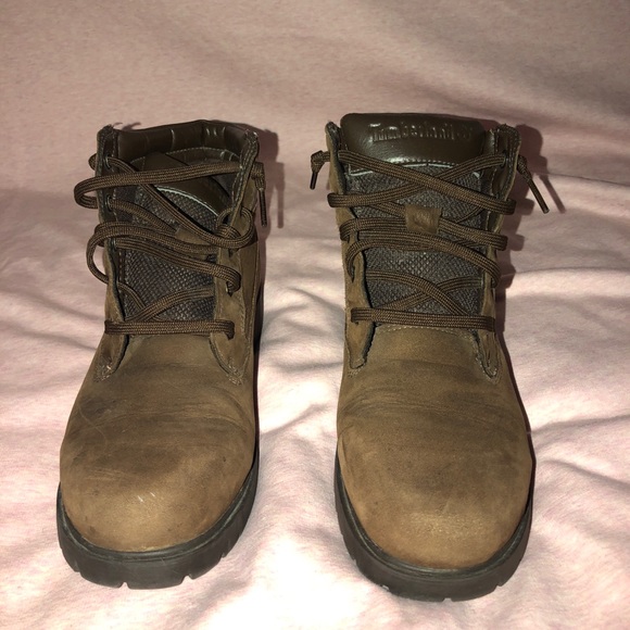 Genuine Timberlands! Very light wear. - Picture 3 of 6